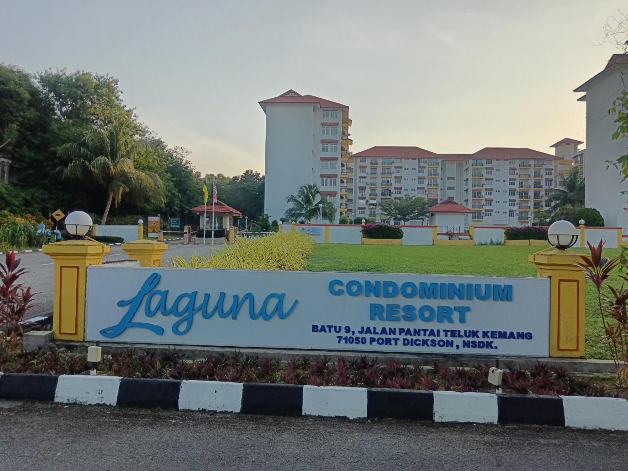 Jas Laguna *